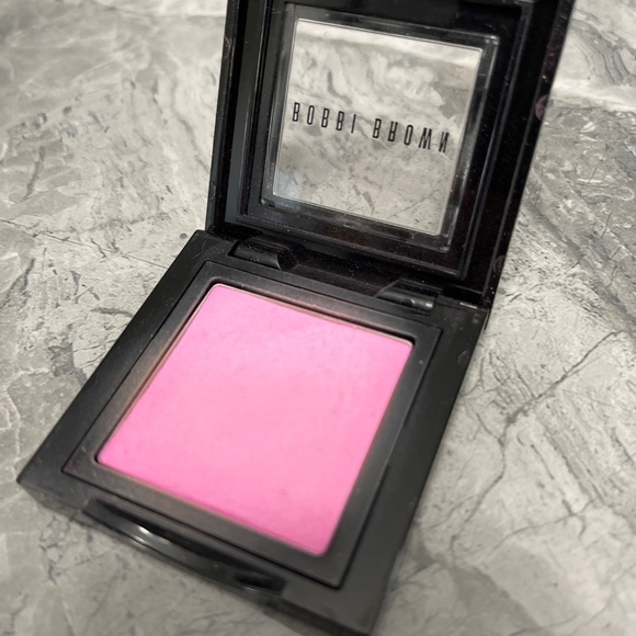 Makeup - Picture 6 of 7